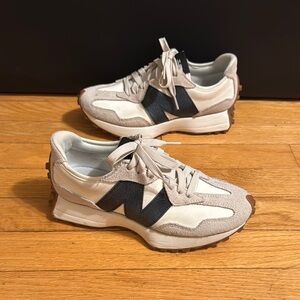 New Balance 327 Moonbeam/Black